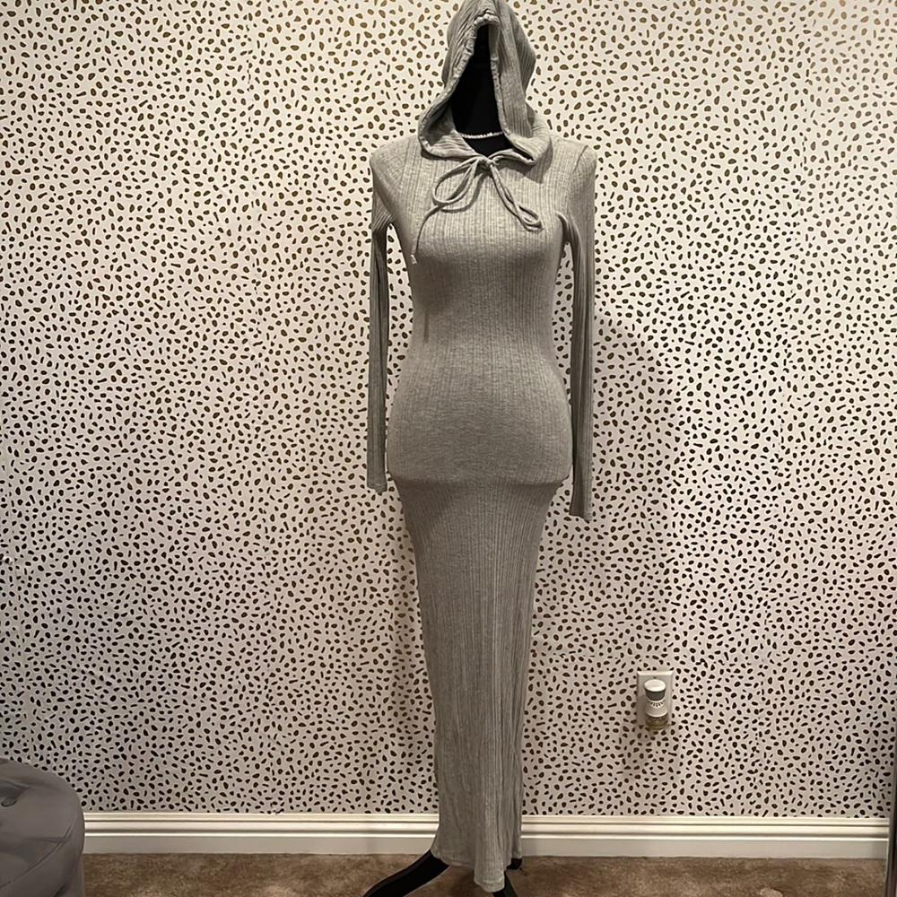 Casual maxi hooded dress